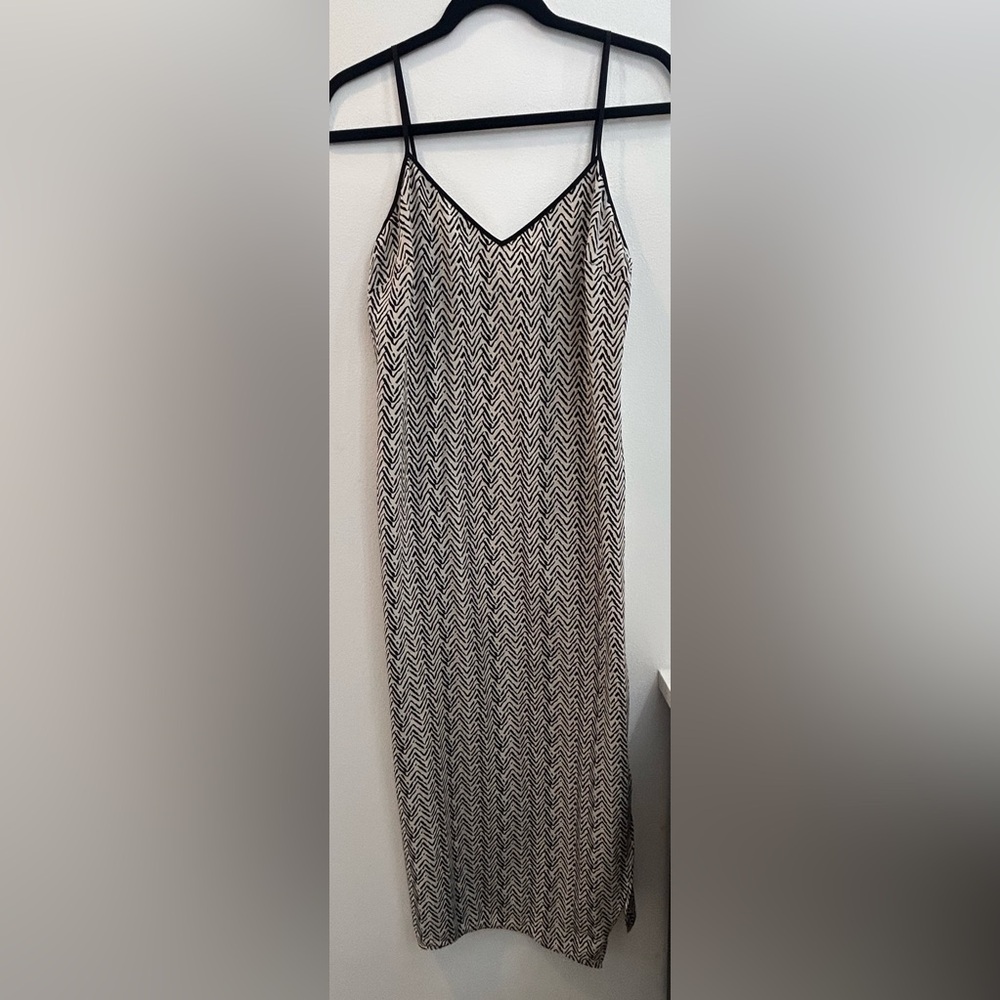 Sanctuary Black and White Chevron Top
